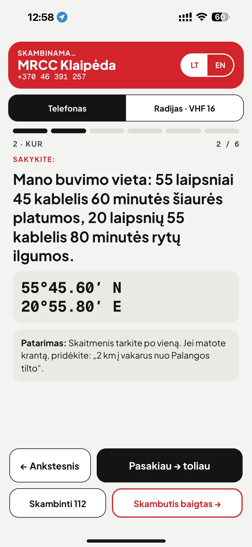 Nelaimės signalas jūroje: skambučio scenarijus perskaito padėtį žodžiais skambinant į MRCC Klaipėda · VesselSOS